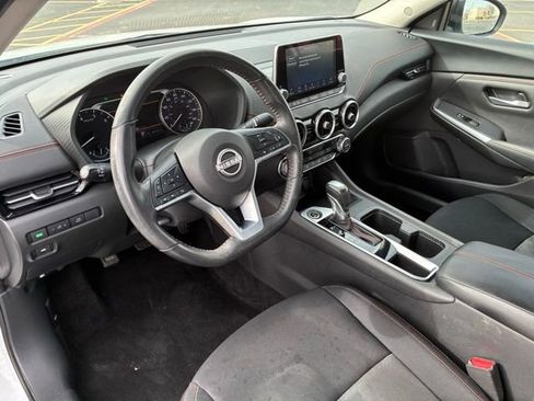 Certified 2024 Nissan Sentra SR w/ Lighting Package image 11