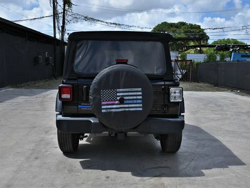 Used 2023 Jeep Wrangler Unlimited Sport AWD/4WD image 4