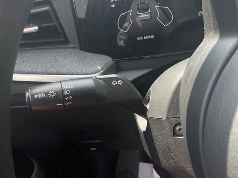 Used 2025 Nissan Kicks SV FWD image 32