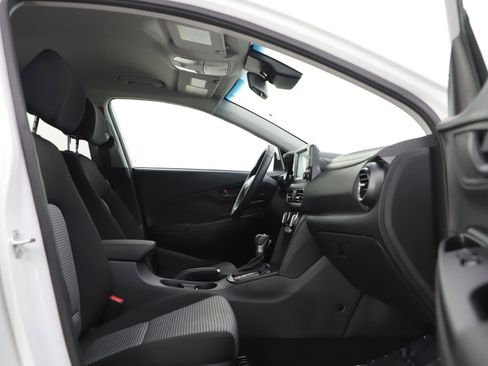 Used 2019 Hyundai Kona SEL image 11