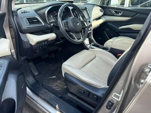 Used 2019 Subaru Ascent Limited w/ Popular Package #2 AWD/4WD image 3