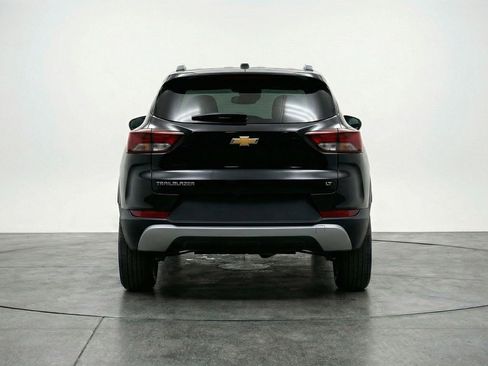 Used 2025 Chevrolet TrailBlazer LT FWD image 7