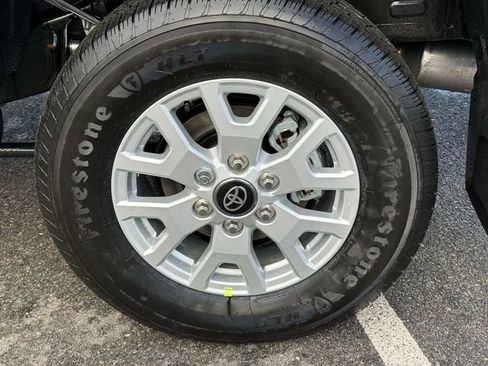 New 2025 Toyota Tacoma SR5 image 21