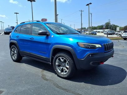 Used 2019 Jeep Cherokee Trailhawk w/ Cold Weather Group