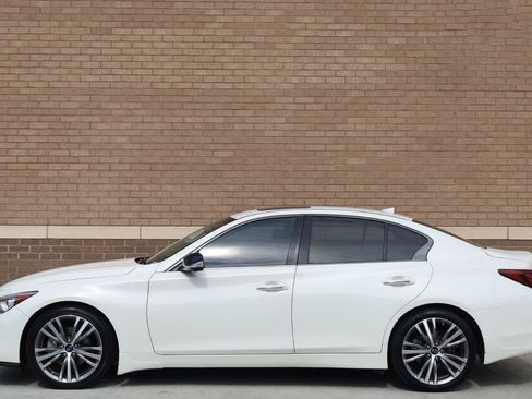 Used 2023 INFINITI Q50 Sensory RWD image 2