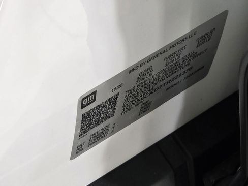 New 2026 Chevrolet Suburban LT w/ Comfort Package image 36