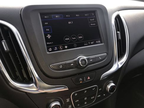 Used 2024 Chevrolet Equinox LT AWD/4WD image 16