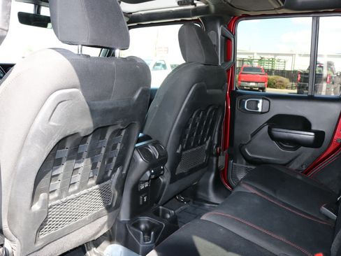 Used 2021 Jeep Wrangler Unlimited Rubicon AWD/4WD image 25