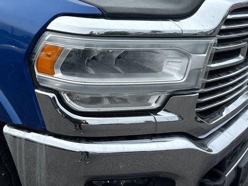Used 2019 RAM 2500 Laramie AWD/4WD image 9
