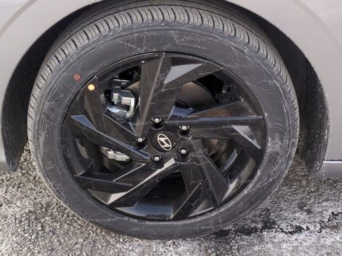 New 2026 Hyundai Elantra Sport image 9