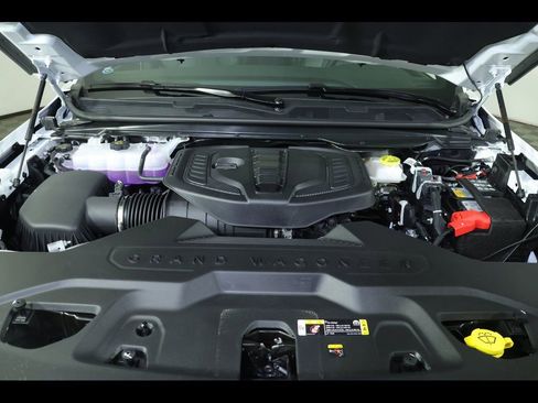 New 2026 Jeep Grand Wagoneer Limited w/ Premium Group II image 19