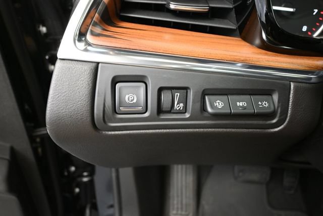 Used 2019 Cadillac XT5 Platinum AWD/4WD image 28