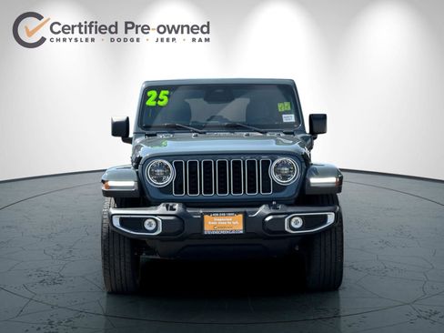 Used 2025 Jeep Wrangler Unlimited Sahara w/ Safety Group AWD/4WD image 9