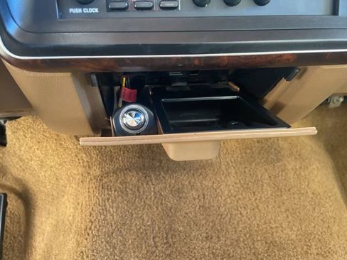 Used 1990 Ford F150 2WD Regular Cab image 20