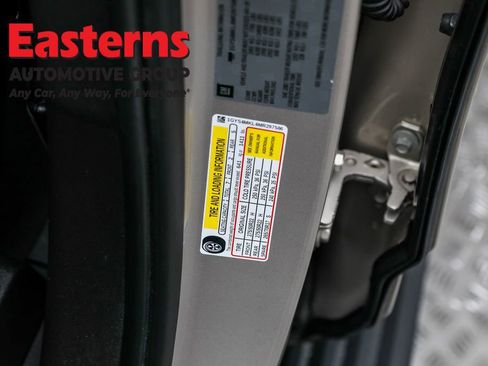 Used 2021 Cadillac Escalade ESV Premium Luxury Platinum image 42