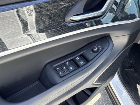 New 2025 Jeep Grand Cherokee Trailhawk image 20