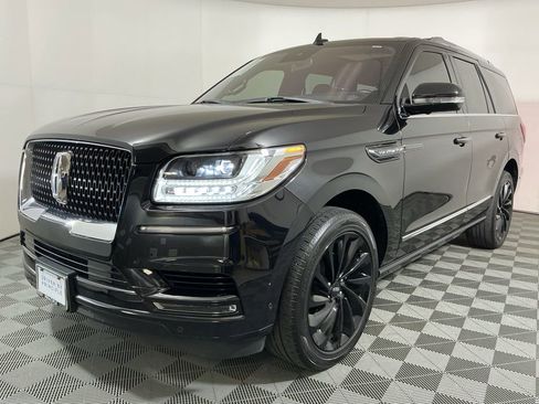 Used 2020 Lincoln Navigator Reserve w/ Equipment Group 208A Reserve image 2
