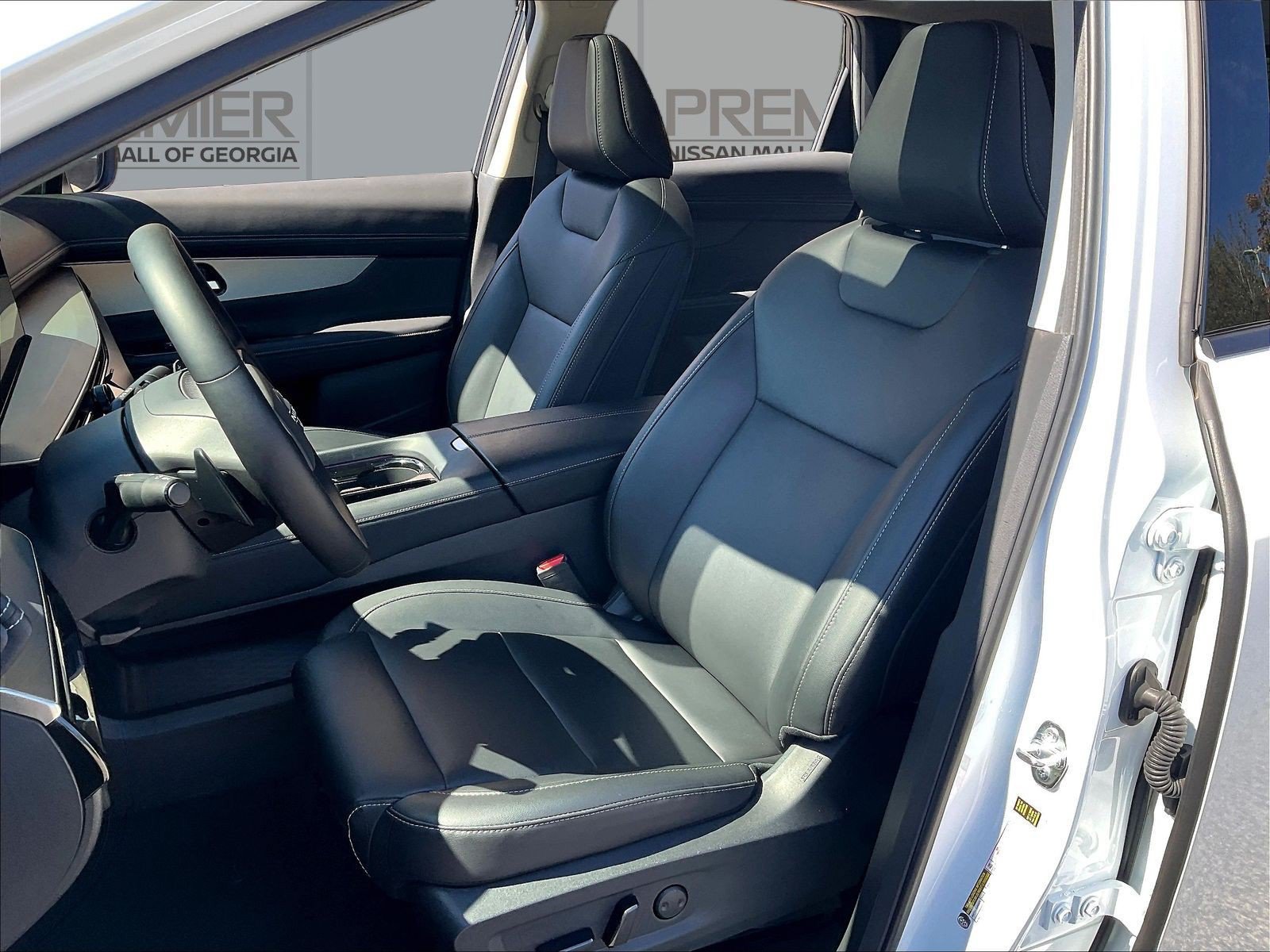 Certified 2025 Nissan Murano SL AWD/4WD image 23