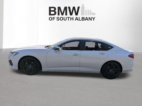 Used 2022 Acura TLX w/ Technology Package FWD image 4