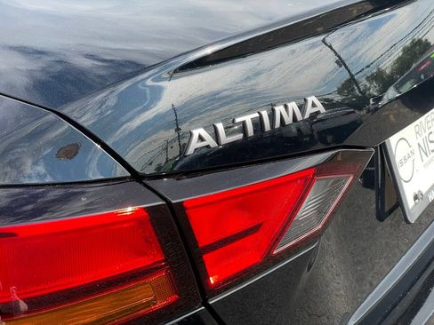 Certified 2024 Nissan Altima 2.5 S FWD image 28