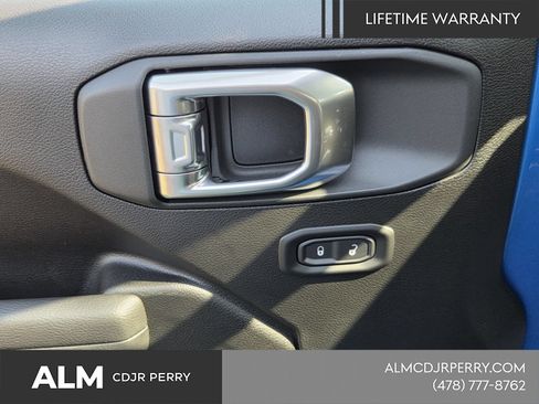 New 2026 Jeep Gladiator Sport AWD/4WD image 24