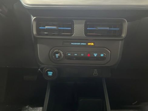 New 2026 Ford Maverick Lobo AWD/4WD image 32
