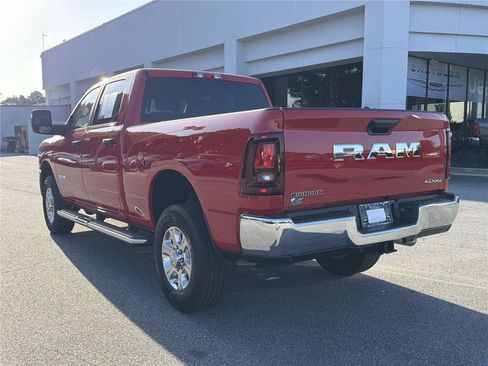 Used 2026 RAM 2500 Big Horn AWD/4WD image 7