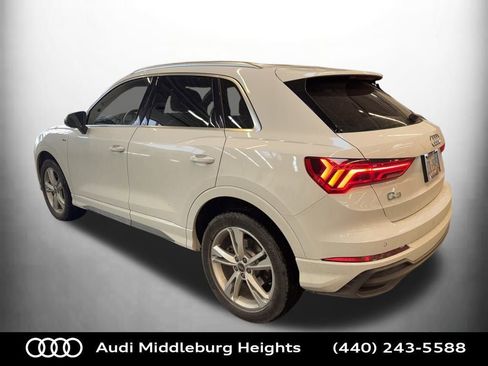 Certified 2023 Audi Q3 2.0T Premium w/ Convenience Package image 39