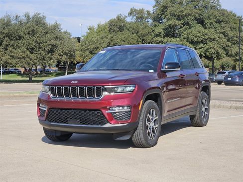 New 2025 Jeep Grand Cherokee Limited w/ Trailer Tow Package image 2