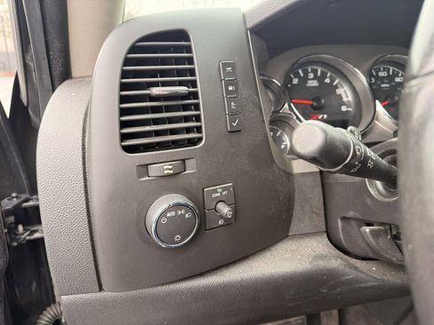 Used 2010 Chevrolet Silverado 1500 LT w/ Power Pack Plus image 10