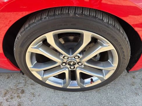 Used 2021 Ford Mustang GT Premium w/ Ford Safe & Smart Package image 7