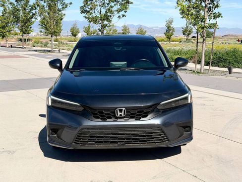 Used 2024 Honda Civic EX-L image 2