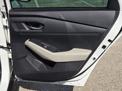 Used 2025 Honda Accord SE image 27