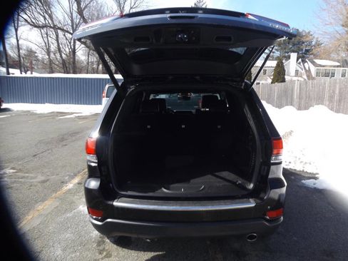 Used 2020 Jeep Grand Cherokee Limited image 5