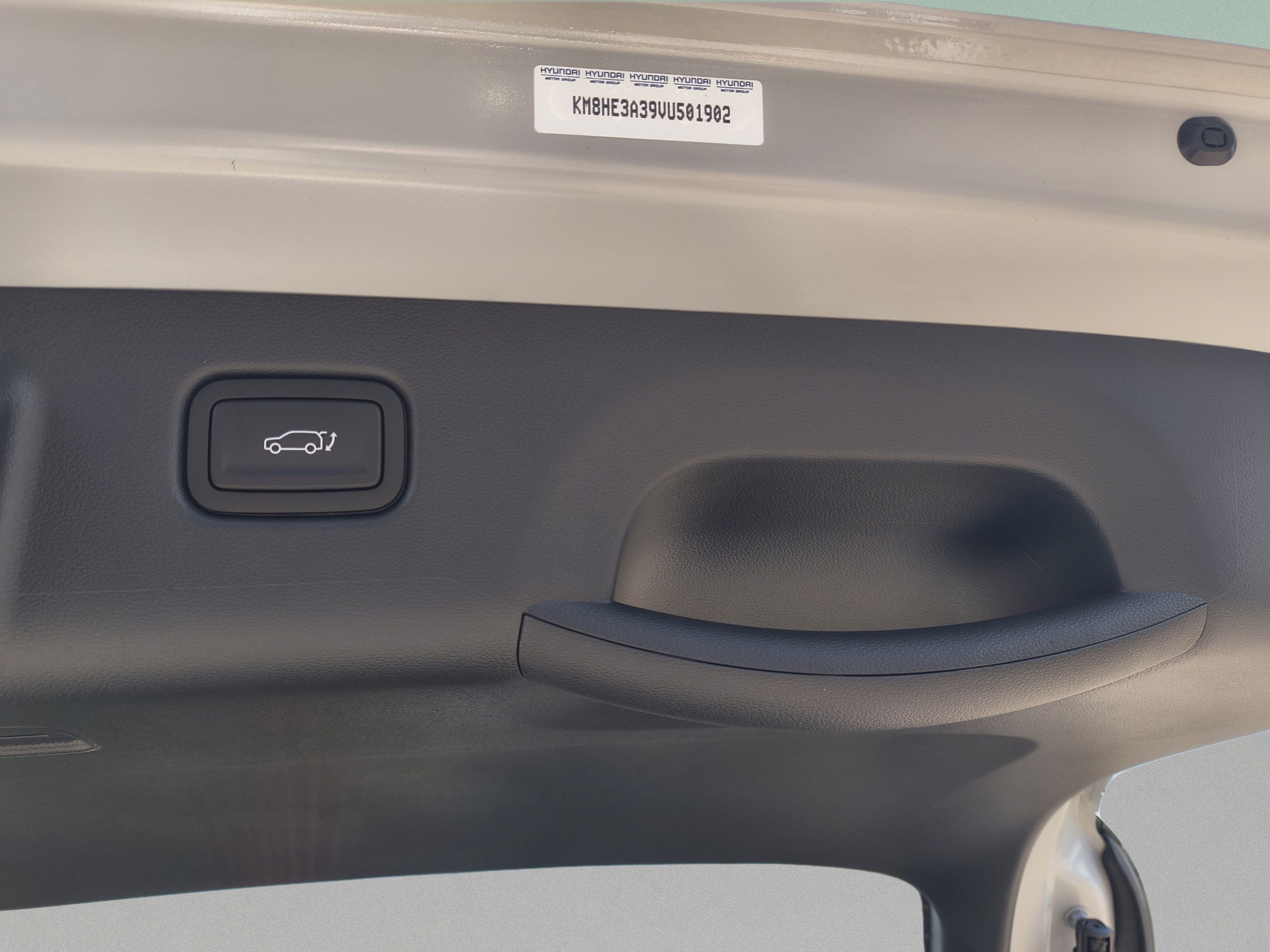 New 2027 Hyundai Kona Limited FWD image 10