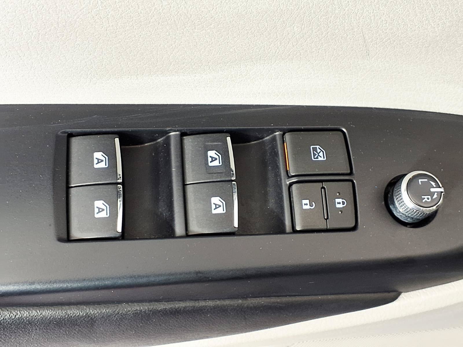 Used 2018 Toyota Highlander Limited w/ Protection Package #3 AWD/4WD image 15
