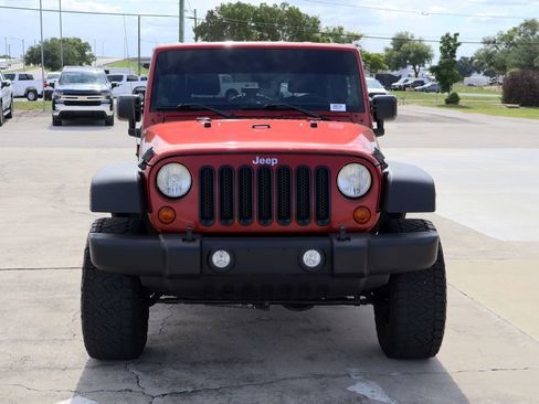 Used 2013 Jeep Wrangler Sport AWD/4WD image 4