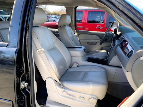 Used 2013 GMC Yukon XL SLT image 8