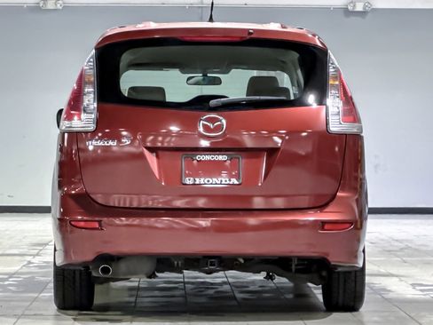 Used 2009 MAZDA MAZDA5 Sport FWD image 9