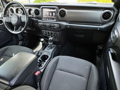 Used 2020 Jeep Wrangler Unlimited Sport S w/ Sun And Sound Package AWD/4WD image 20