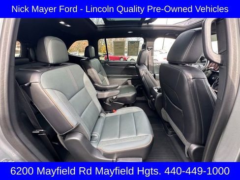 Used 2024 GMC Acadia AT4 w/ Luxury Package image 30
