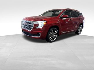 Used 2022 GMC Terrain Denali w/ Denali Premium Package video 2