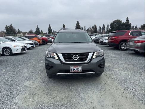 Used 2020 Nissan Pathfinder S image 11