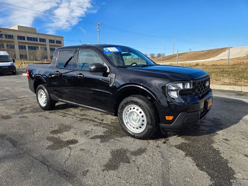 Used 2025 Ford Maverick XL w/ Equipment Group 102A image 1