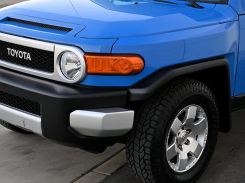 Used 2008 Toyota FJ Cruiser 2WD image 31