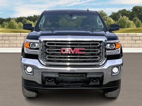 Used 2015 GMC Sierra 2500 SLE image 3