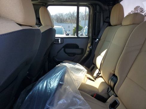 New 2026 Jeep Gladiator Sport image 14