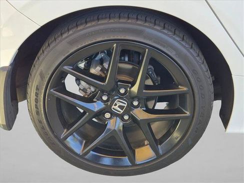 Used 2024 Honda Civic Sport image 22