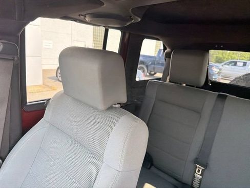 Used 2007 Jeep Wrangler Unlimited Sahara w/ Trailer Tow Group AWD/4WD image 59