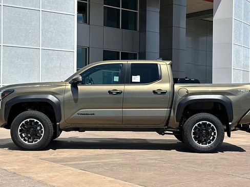 New 2026 Toyota Tacoma TRD Off-Road AWD/4WD image 7